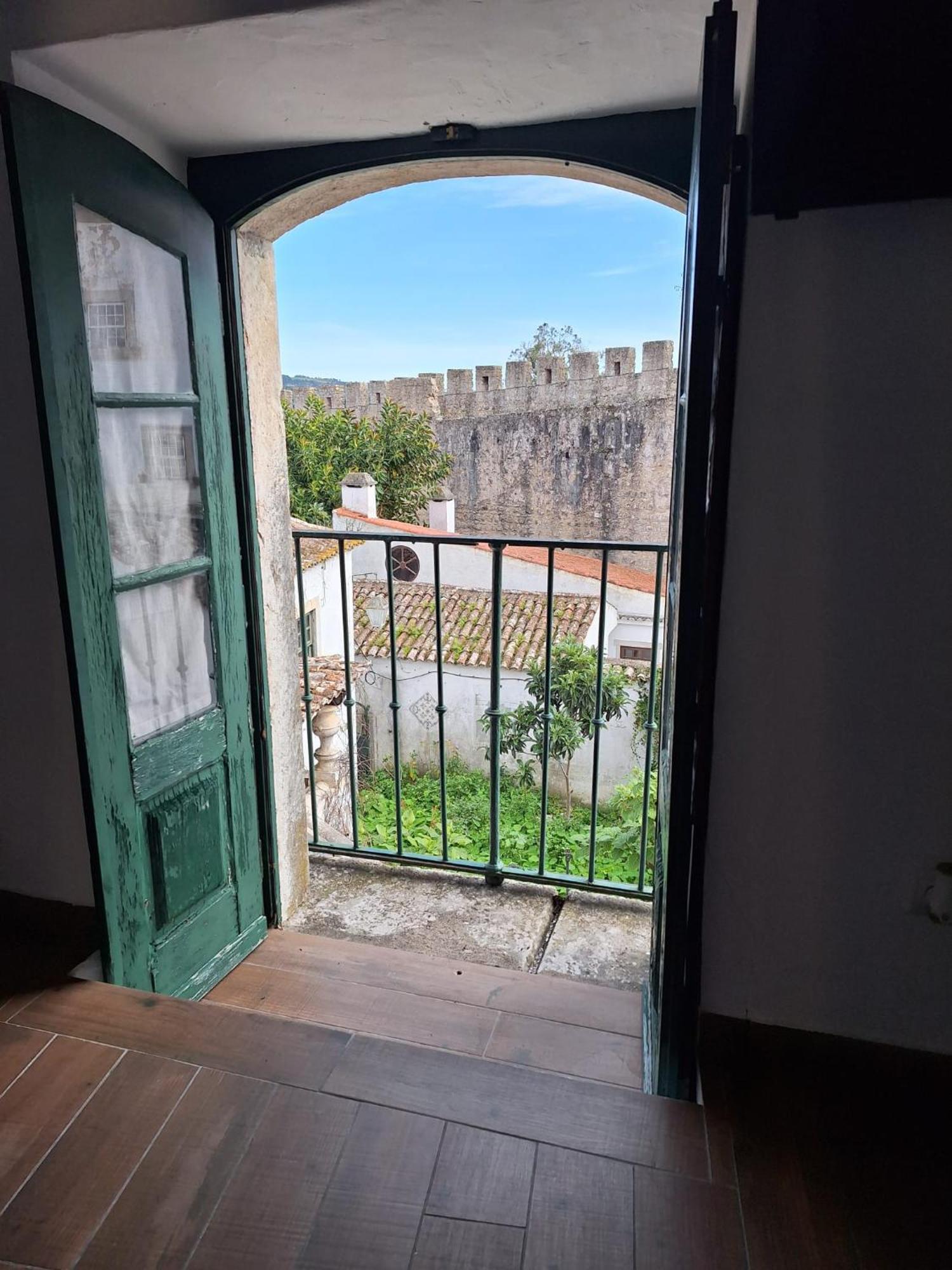 Lovin Book Guesthouse Óbidos Zewnętrze zdjęcie